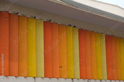 arquitetura moderna detalhe colorida brises valencia espanha viagem europa cidade 
