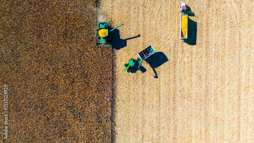 Tableau sur toile Fall Prairie Harvest in Manitoba