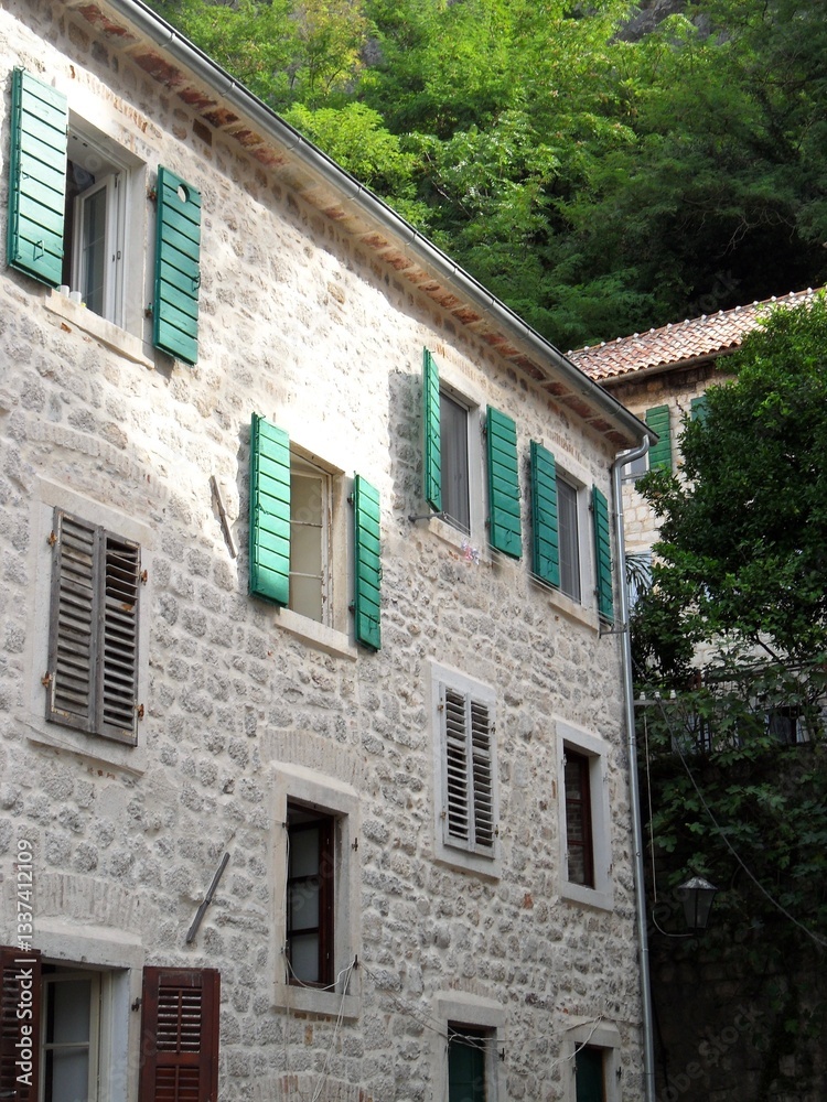 old house old house