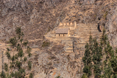 Obraz na płótnie Inca ruins above Ollantaytambo village, Peru w salonie
