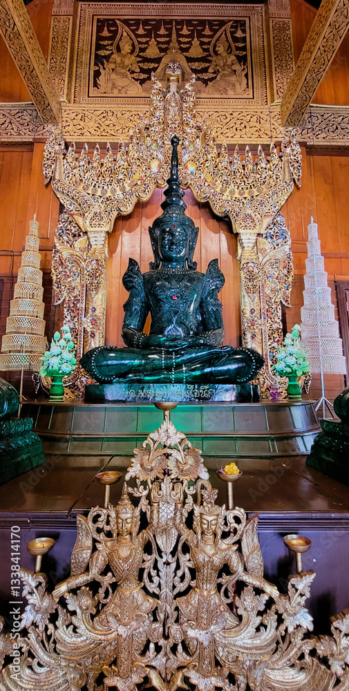 Buddha statue