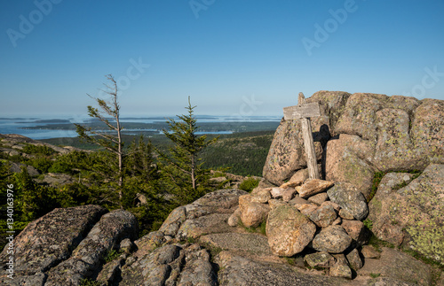 Obraz na płótnie Sumit Sign On Pemetic Mountain In Acadia w salonie
