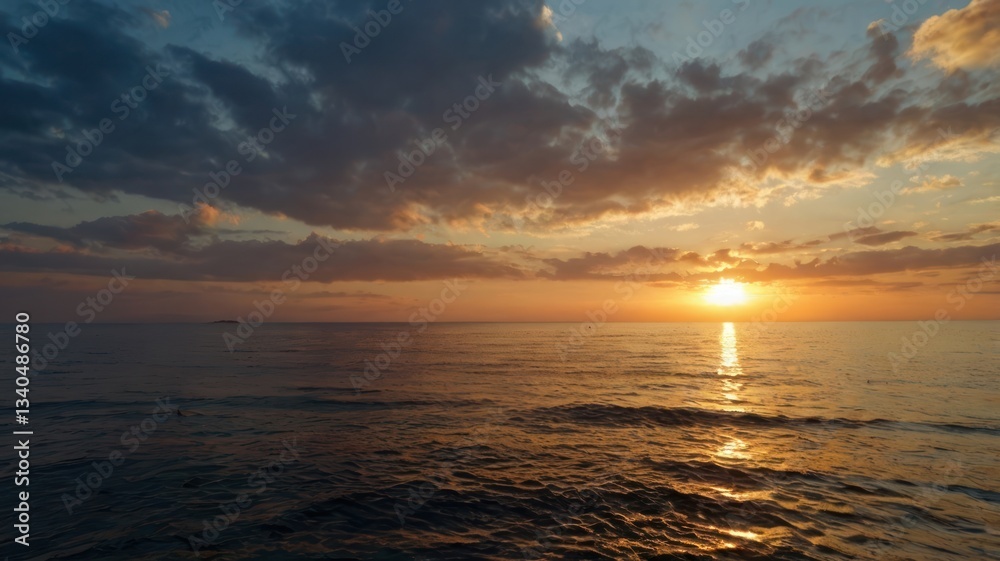 Obraz premium Dramatic Sunset over Calm Water