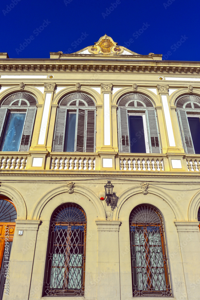 Obraz premium Uferstraße Lungarno delle Grazie in Florenz