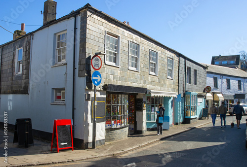 Obraz na płótnie Street in the harbour town of Padstow in Cornwall w salonie