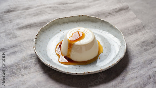 Foto Panna cotta with caramel sauce