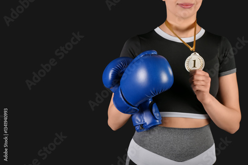 Female boxer with first pla...