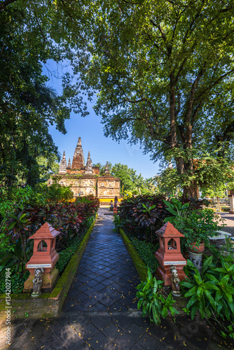 Obraz na płótnie Wat Chet Yot or Wat Photharam Maha Wihan, seven pagoda temple It is a major tourist attraction in Chiang Mai, Thailand.with evening,Temple in Chiang Mai. w salonie