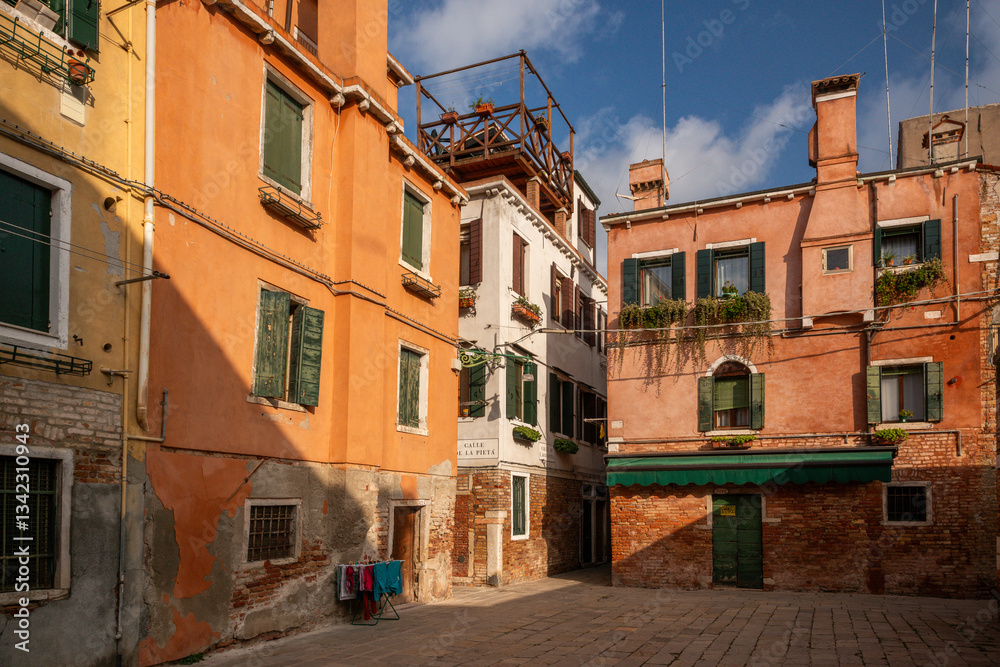 Fototapeta premium charming narrow streets and cozy cafés in Venice