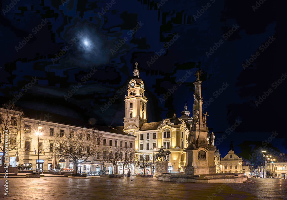 Night photo at Széchenyi square, Pecs