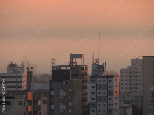 Fototapeta Naklejka Na Ścianę i Meble -  sunset over the city