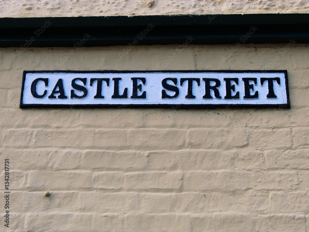 Fototapeta premium Castle Street sign in Cambridge, United Kingdom