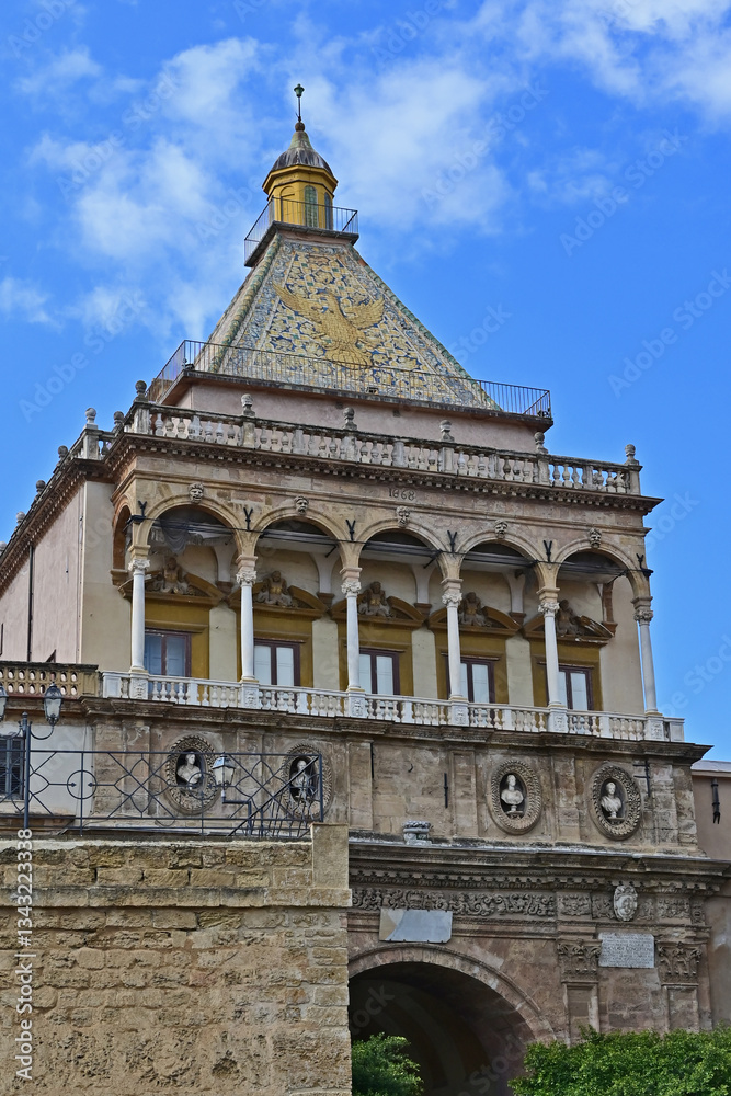 Palermo, Palazzo dei Normanni e Porta Nuova- Sicilia