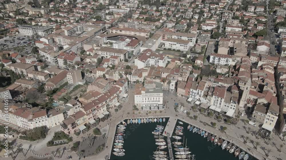 Sanary sur Mer port view