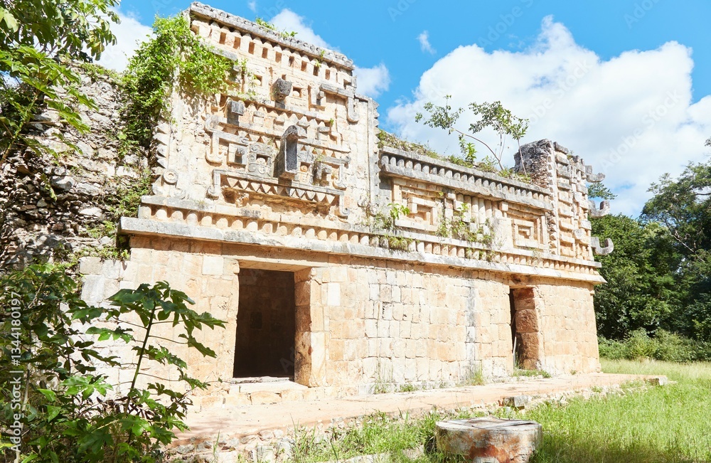 Obraz premium The Mayan ruins of Xlapak in the Puuc region of Yucatan, Mexico