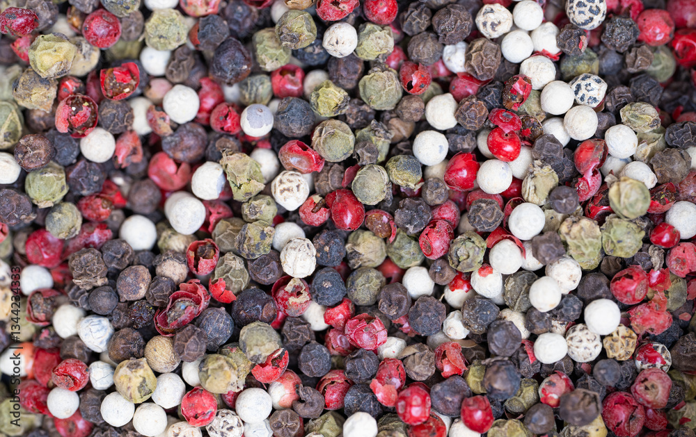 different peppercorns black, red, white