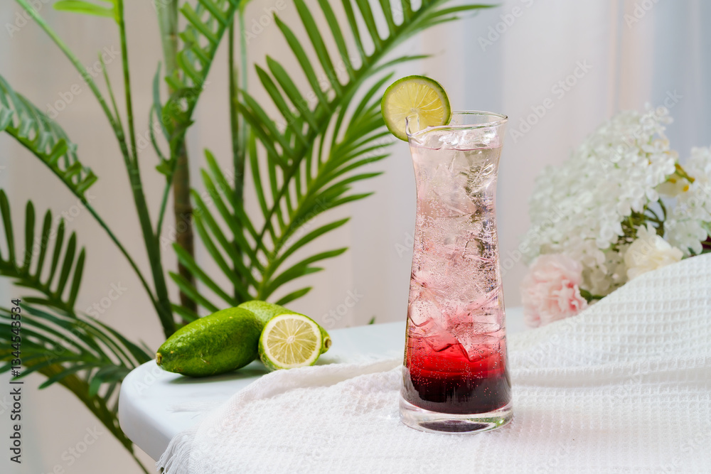 Fototapeta premium Fruity drinks on a fresh background