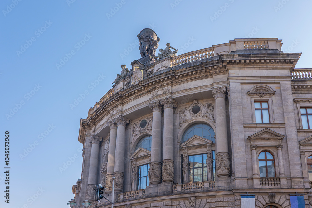 Obraz premium germany capital berlin city center buildings architecture and must-see tourist attractions photos