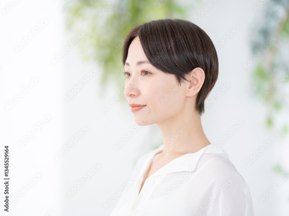 女性