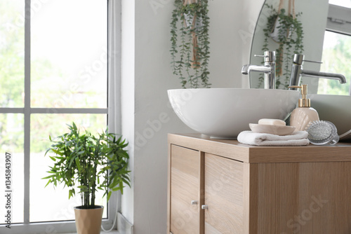Modern bathroom interior de...