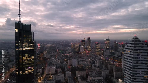 Warszawa - Polska - stolica - wieżowce - dron - podróż - wieczór - piękne ujęcia photo