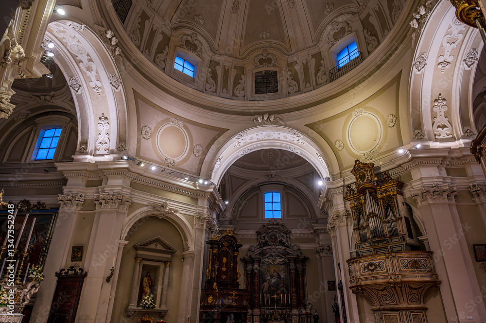 Fototapeta premium Castel di Sangro. The Basilica of Santa Maria Assunta