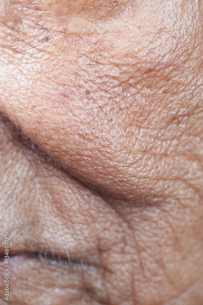 Fototapeta premium Close-up view of aged skin highlighting texture and wrinkles