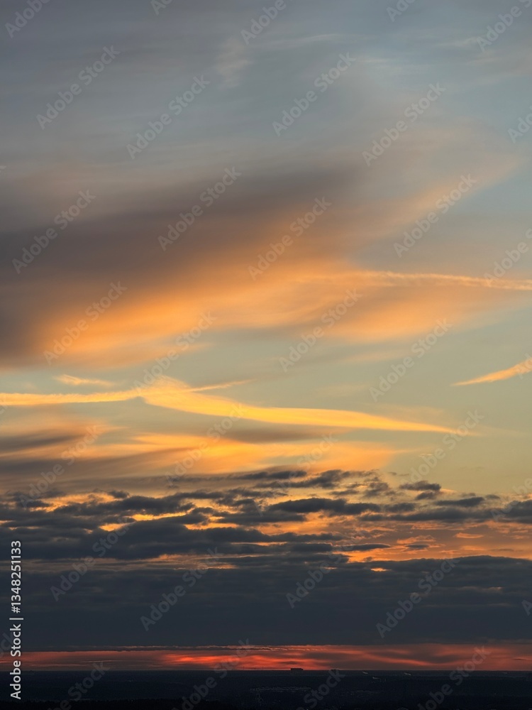 Naklejka premium Beautiful sunrise early morning in spring, skyscape.