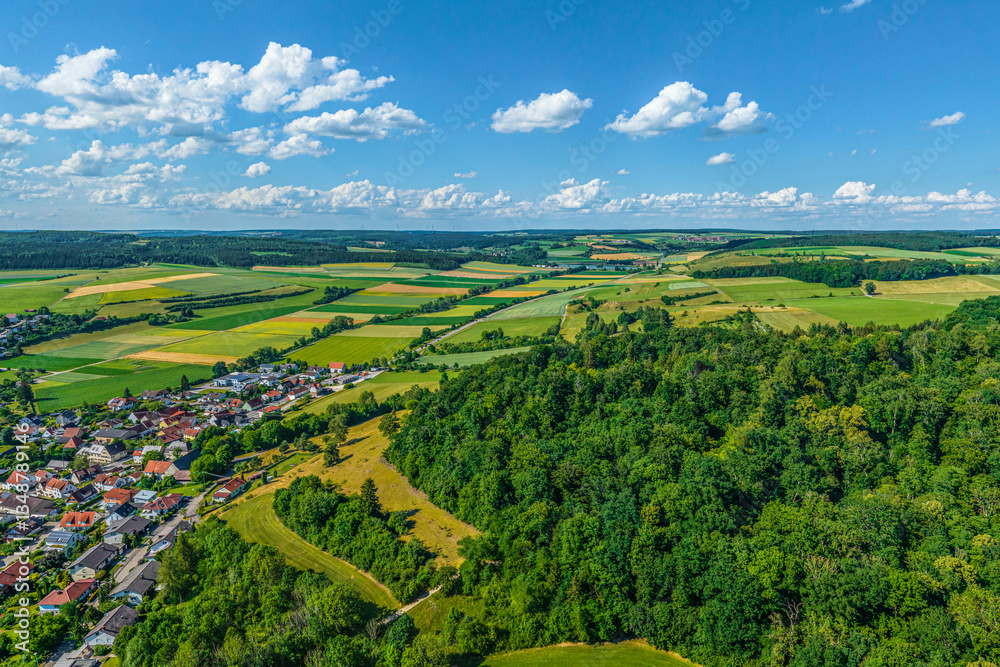 Ausblick auf das Egau-Tal rund um den Erholungsort Dischingen in der Schwäbischen Alb Ausblick auf das Egau-Tal rund um den Erholungsort Dischingen in der Schwäbischen Alb