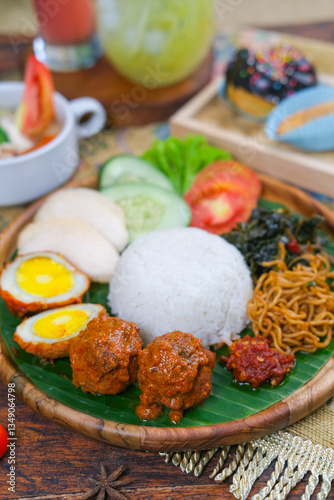 various types of traditional Ramadan and Eid mubarak dishes