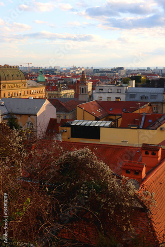 Obraz na płótnie Various historic and contemporary buildings in downtown Zagreb, Croatia. w salonie