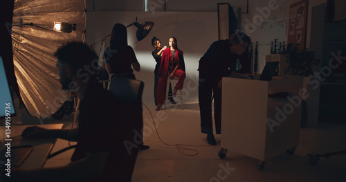 Cuadro en lienzo Photoshoot, fashion and group in studio, creative and picture for magazine on set and production