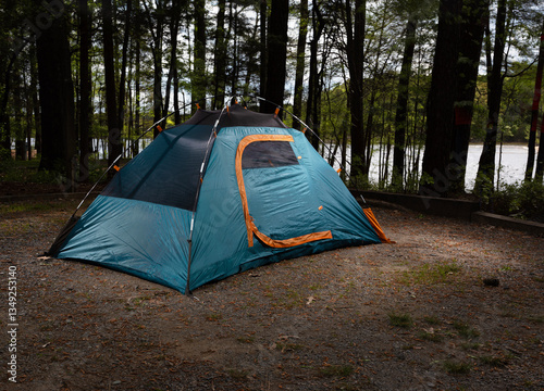 Obraz na płótnie Ideal setup for a backpacking tent w salonie
