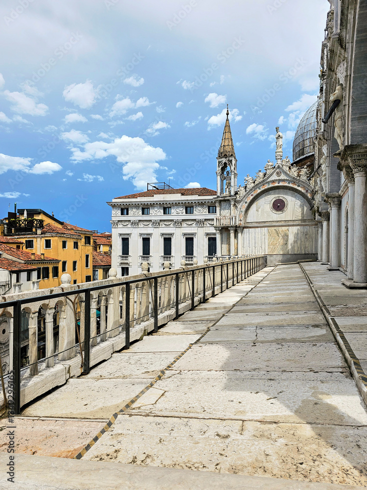 Fototapeta premium On the Horses Loggia (Loggia dei Cavalli) of San Marco Basilica. Venice, Italy