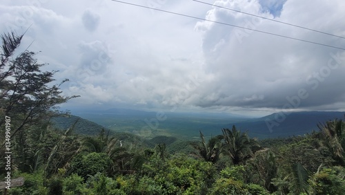 Serra de Tianguá em um dia nublado: natureza e mistério