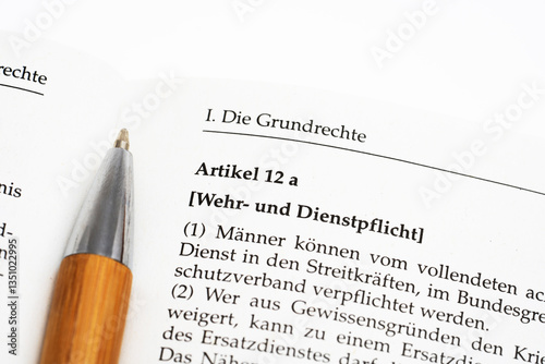 Obraz na płótnie Wehrpflicht Grundgesetz w salonie