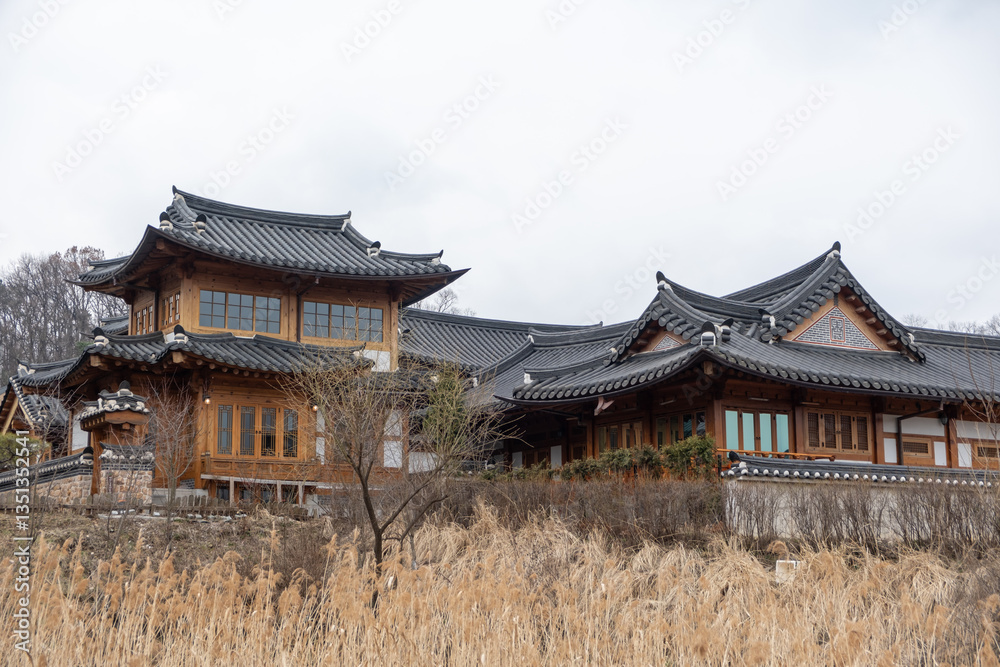 Obraz premium Eunpyeong Hanok Village, the largest neo-hanok residential complex in the capital area which surrounded by hills and mountains in Seoul, South Korea