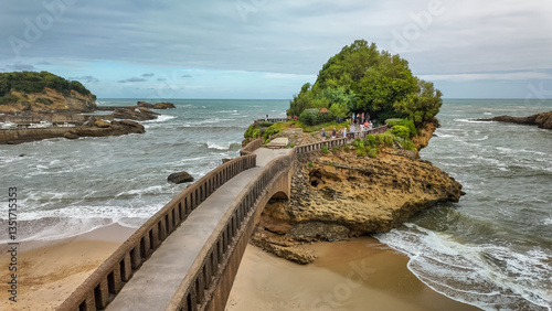 Obraz na płótnie Beautiful coast of Biarritz, France, on the Bay of Biscay w salonie