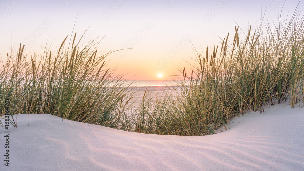 Fototapeta premium Sonnenuntergang an der Nordsee