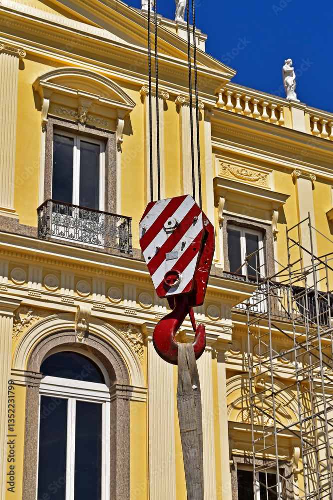 Crane hook detail in restoration of the National Museum in Quinta da Boa Vista