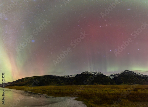 Obraz na płótnie My beloved Iceland, its Diamond Beach and its majestic Northern Lights w salonie