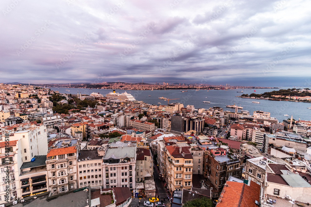 Obraz premium Aerial view of Istanbul, Turkey