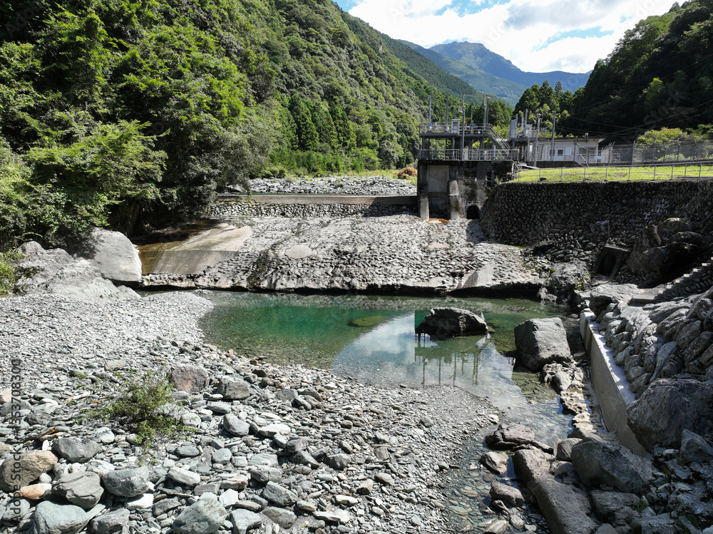 愛媛県西条市 止呂峡の風景