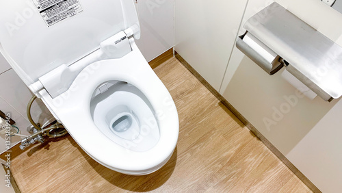 日本の高機能で清潔なトイレ