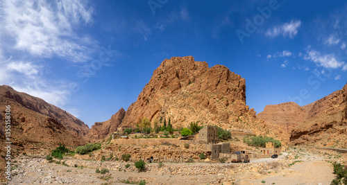 Obraz na płótnie Todgha dry riverbend in the High Atlas mountains, Morocco w salonie