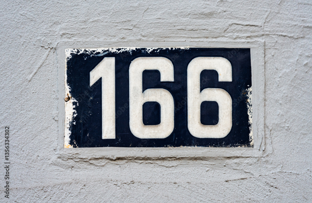 Hausnummer 166
