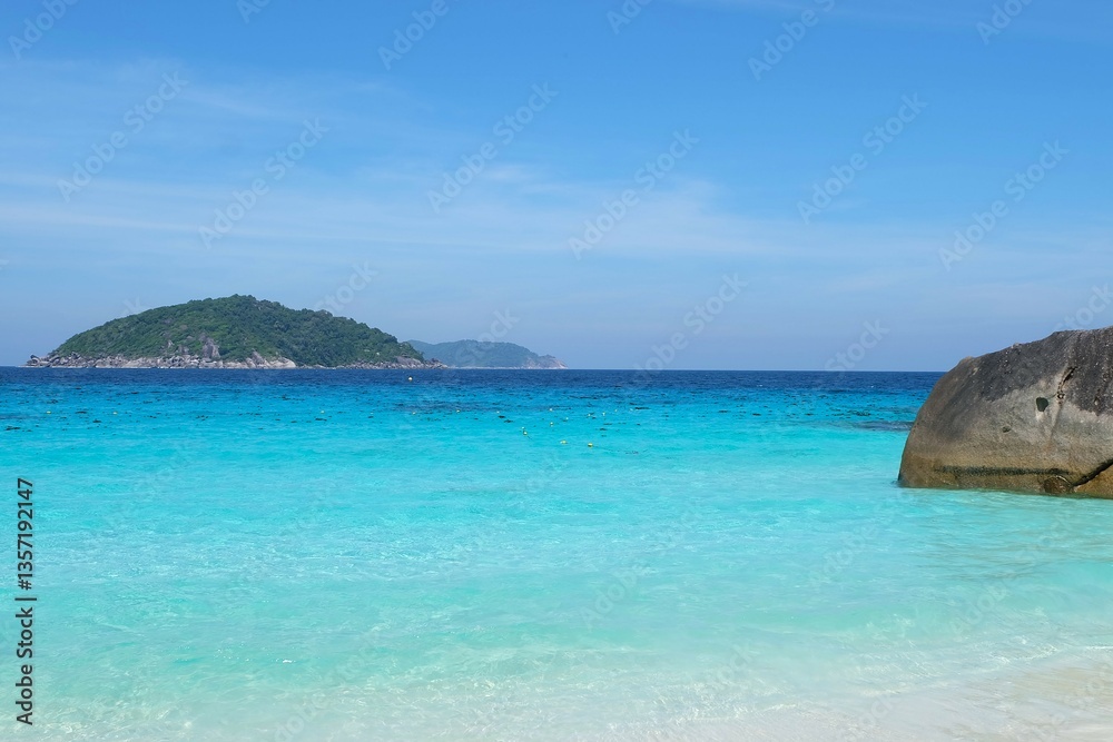 Fototapeta premium Beautiful blue beach in South Thailand