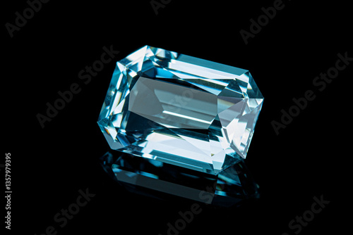 Canvastavla faceted aquamarine stone on a black background