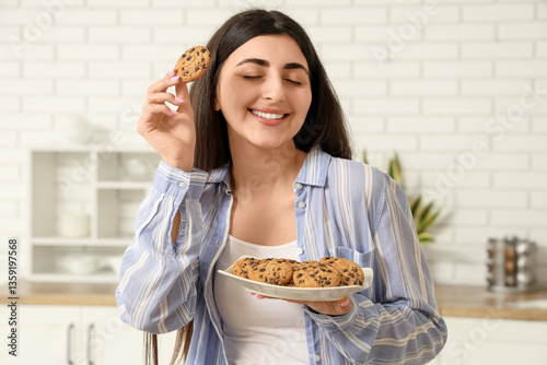 Beautiful young happy woman...
