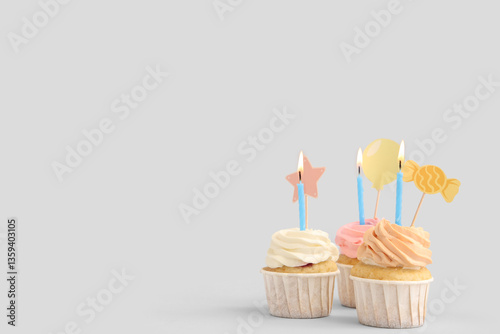 Sweet Birthday cupcakes wit...